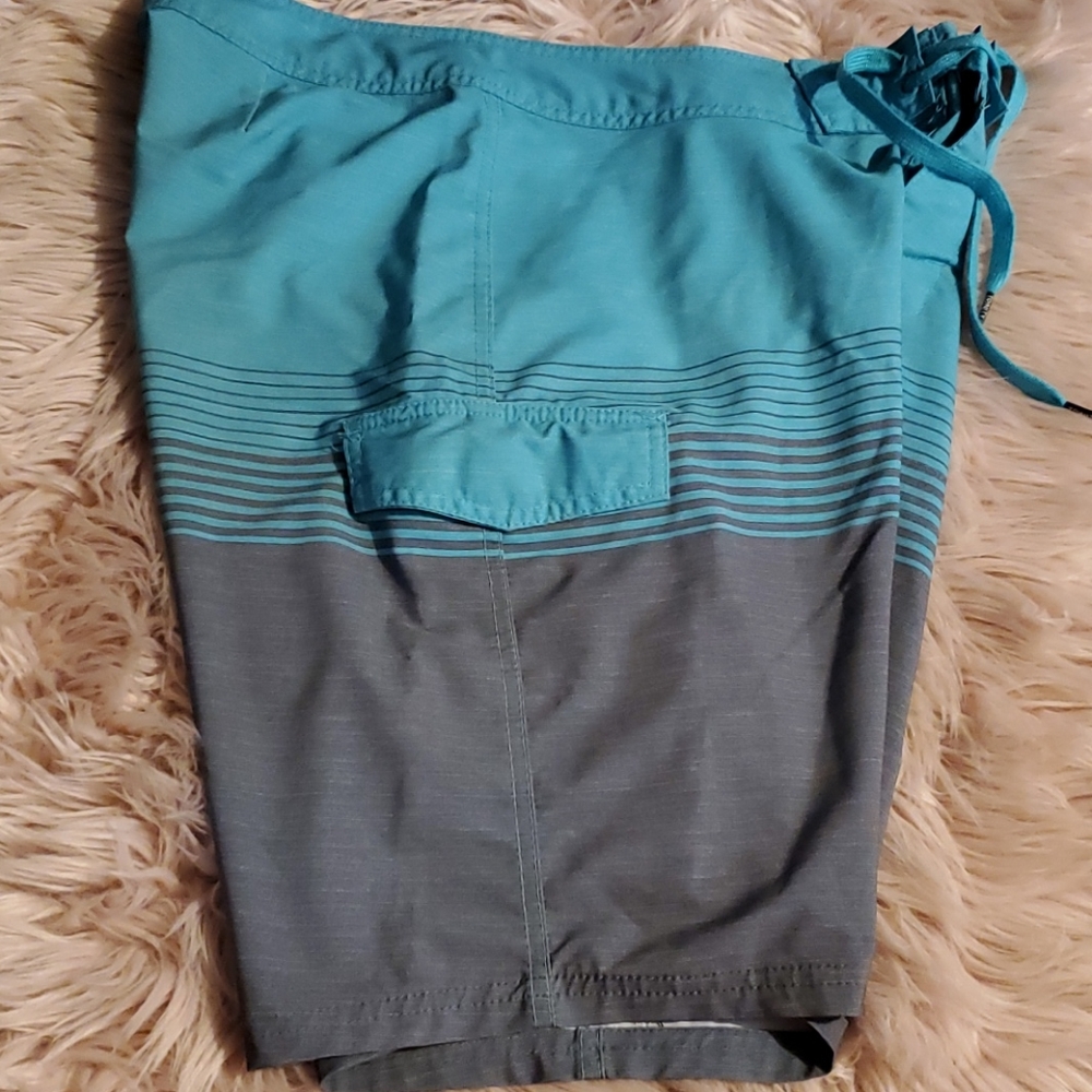 Trinity board shorts - Picture 6 of 6